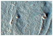 Gullies on Wall of Mesa in North Tempe Terra
