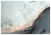 Crater in Tyrrhena Terra
