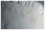 Small Possibly Well-Preserved Crater in Utopia Planitia
