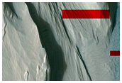 Exposed Layers in Medusae Fossae Formation
