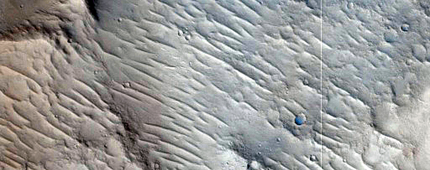 Interior of Large Crater in Marte Vallis
