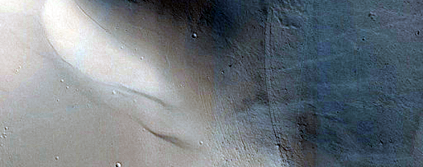 Dark Slope Streaks in Viking Image 713A57
