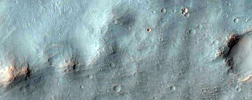 Gullied Crater Wall Near Sirenum Fossae

