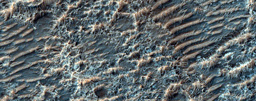 Crater Ejecta Blanket in Tyrrhena Terra
