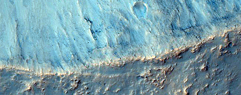Possible Olivine-Rich Crater in Terra Sirenum
