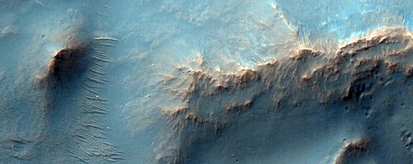 Small Crater Northeast of Hellas Planitia