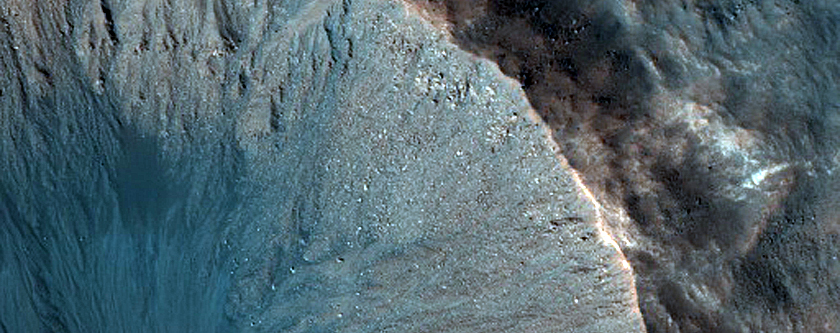 1.5 Km Fresh Crater on Northern Plains
