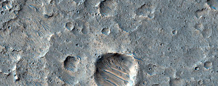 Variety of Butte and Mesa-Forming Materials in Xanthe Terra