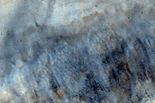 Possible Olivine-Rich Crater Wall in Terra Sirenum
