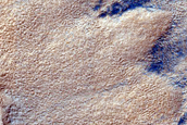 Well-Preserved Pedestal Crater on Floor of Hellas Planitia
