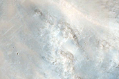 Well-Preserved Crater in Isidis Planitia