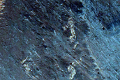 Light-Toned Doublet Material in Ius Chasma