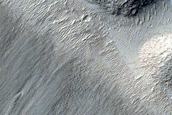 Layers in De Vaucouleurs Crater