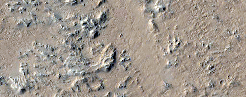 Terrain around Tooting Crater