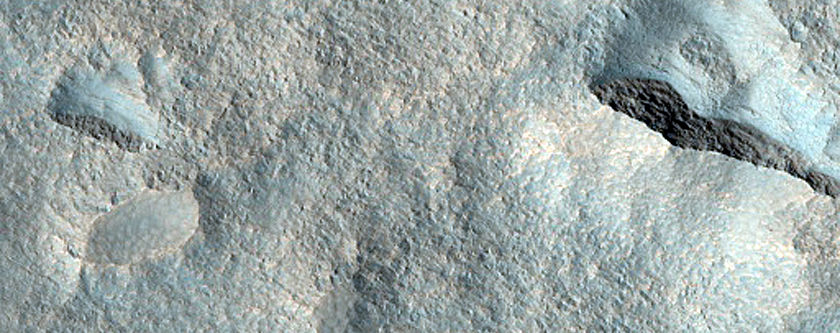 Scarp in Northern Plains Crater