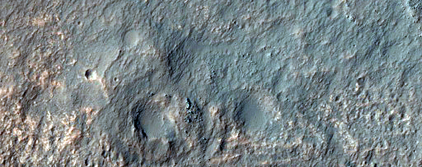 Monitor Gullies in Ariadnes Colles
