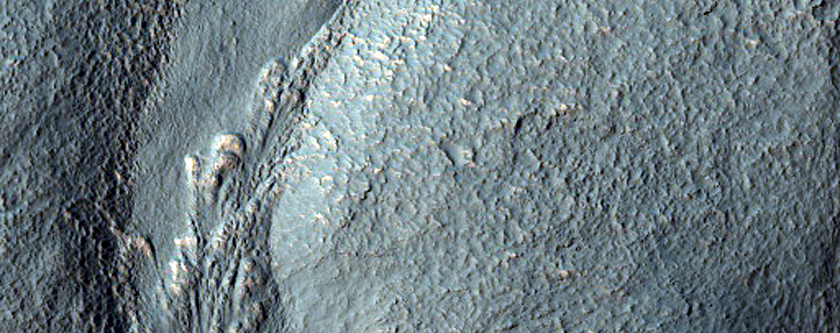 Ridges along Crater Wall in Noachis Terra