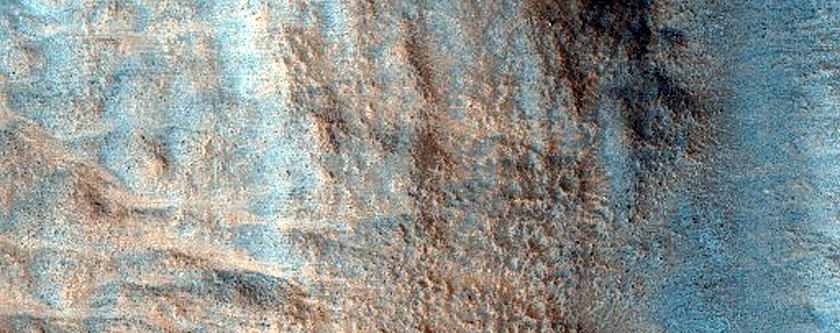 Small Crater in Acidalia Planitia