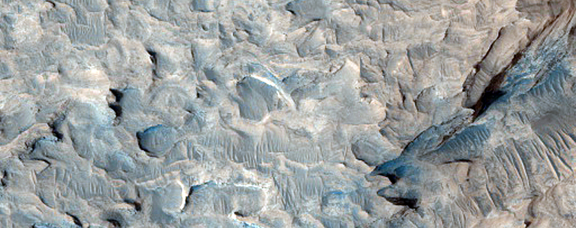 Center of Crommelin Crater