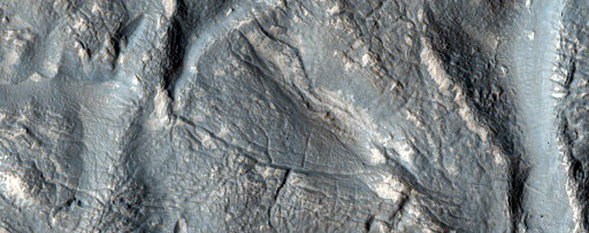 Fretted Terrain-Like Aprons near Reull Vallis