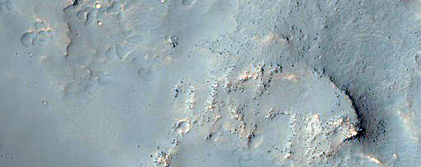Layers in Mantle in Lampland Crater