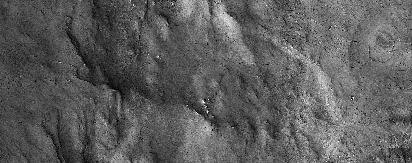 Delta-Like Structure on Western Margin of Antoniadi Crater