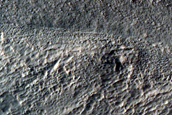 Crater Rim in Terra Sirenum
