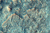 Layers on Northern Edge of Hellas Planitia