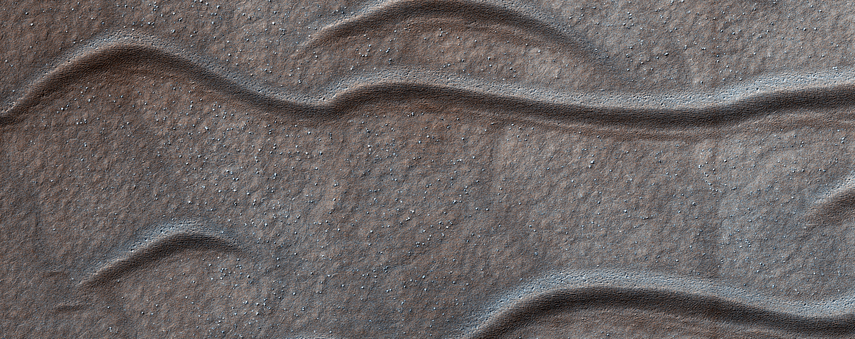 Ondas de arena en el Marte austral