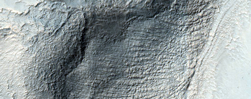Flow Through Gaps in Crater Wall in Southern Mid-Latitudes