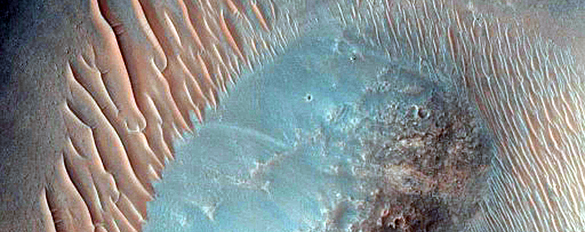 Well-Preserved 4-Kilometer Impact Crater