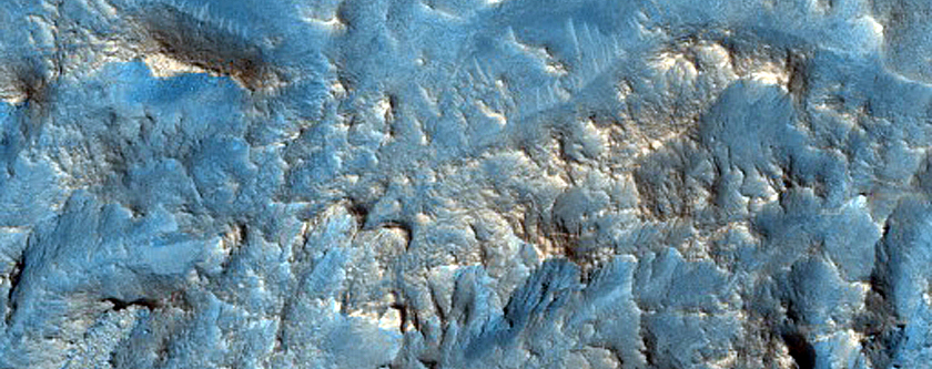 Landforms on Floor of Wahoo Crater