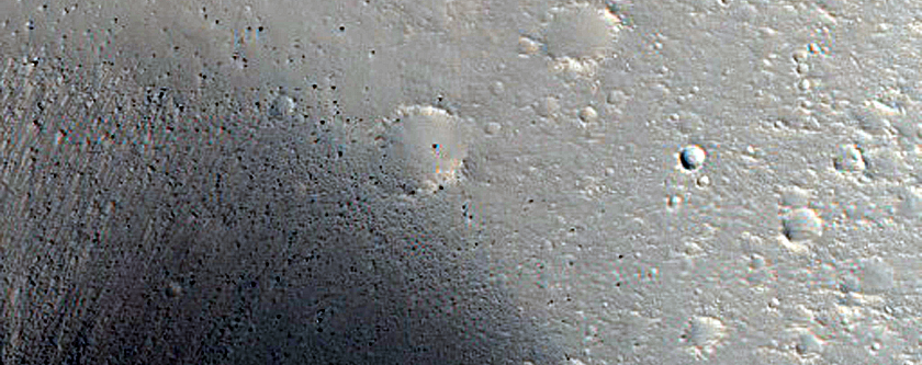 Mound in Hephaestus Fossae