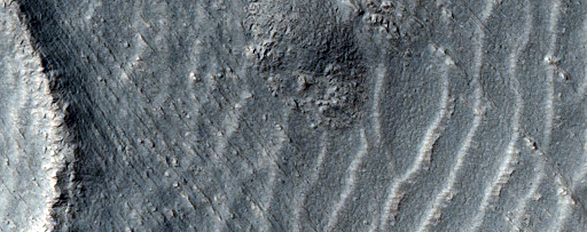 Flows near Reull Vallis