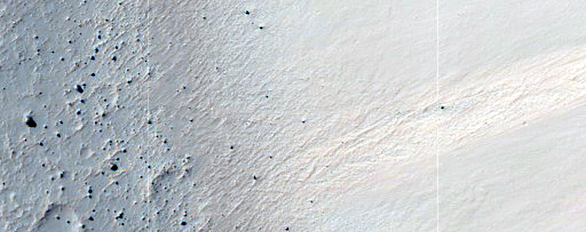 Steep Slope of Crater in Terra Sirenum