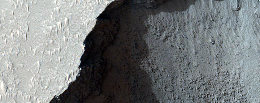 Source Region of Possible Rille on South Flank of Arsia Mons
