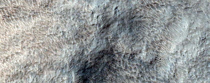 Layers and Ridges near Dao Vallis