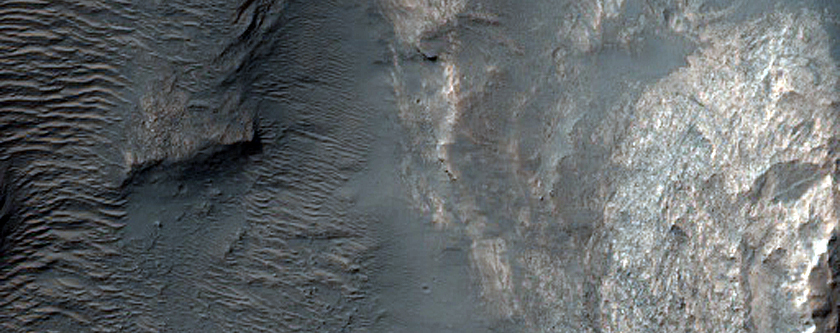 Layers in Depression North of Hellas Planitia