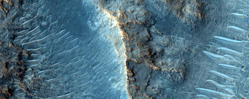 Layered Crater Rim near Mawrth Vallis