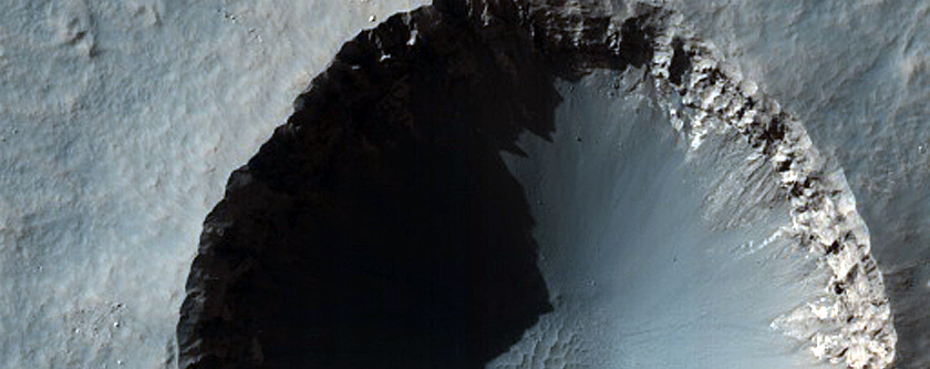 Ein Krater in der Nähe des Landeplatzes von Opportunity