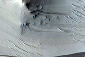 Crater with Slope Streaks in Arabia Terra
