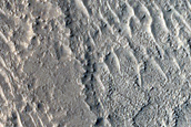 Layers in Isidis Planitia
