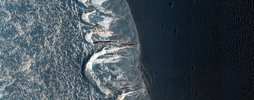 Cliff in West Candor Chasma