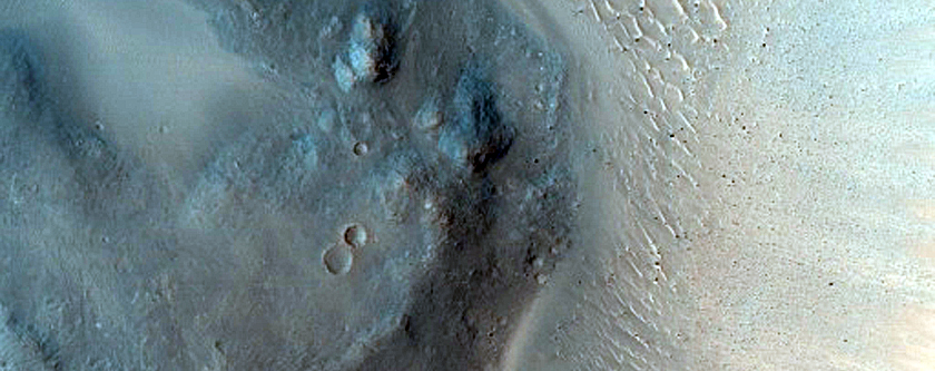 Layers in Crater in Noachis Terra