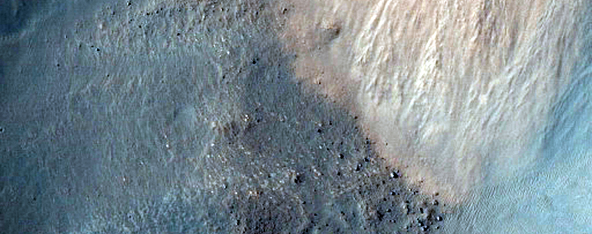 Well-Preserved 3-Km Impact Crater in Nereidum Montes