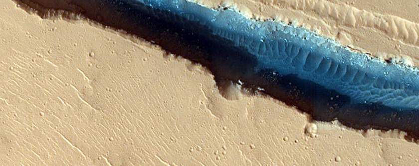 Possible Rock Falls on Steep Slopes in Cerberus Fossae