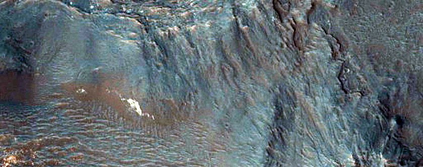 Light Toned Layered Butte in Aureum Chaos