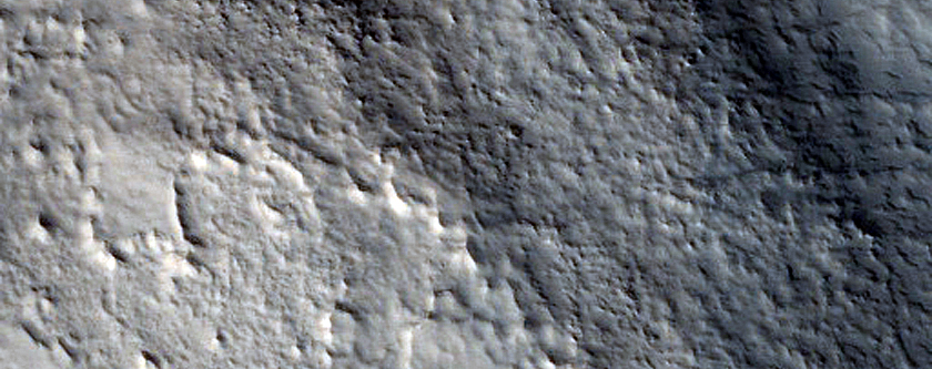 Mesa Layers in Nilosyrtis Mensae
