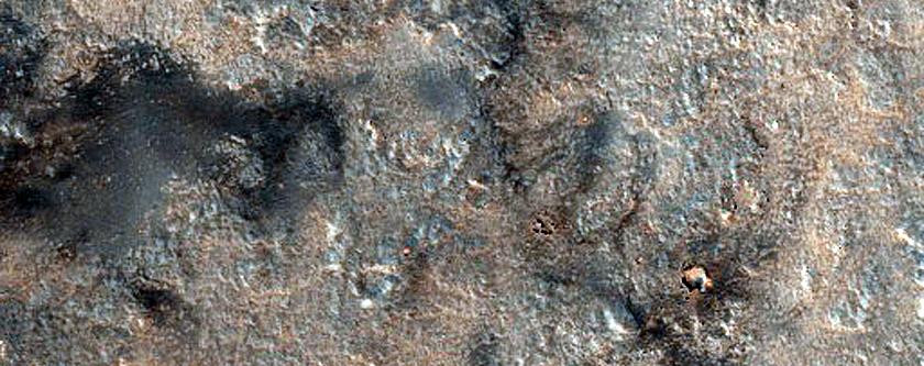 Thick Lava Flow in Syria Planum