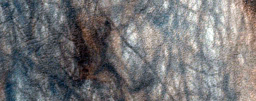 South High-Latitude Mesa in Mariner 9 DAS Images 6173723 and 7648483